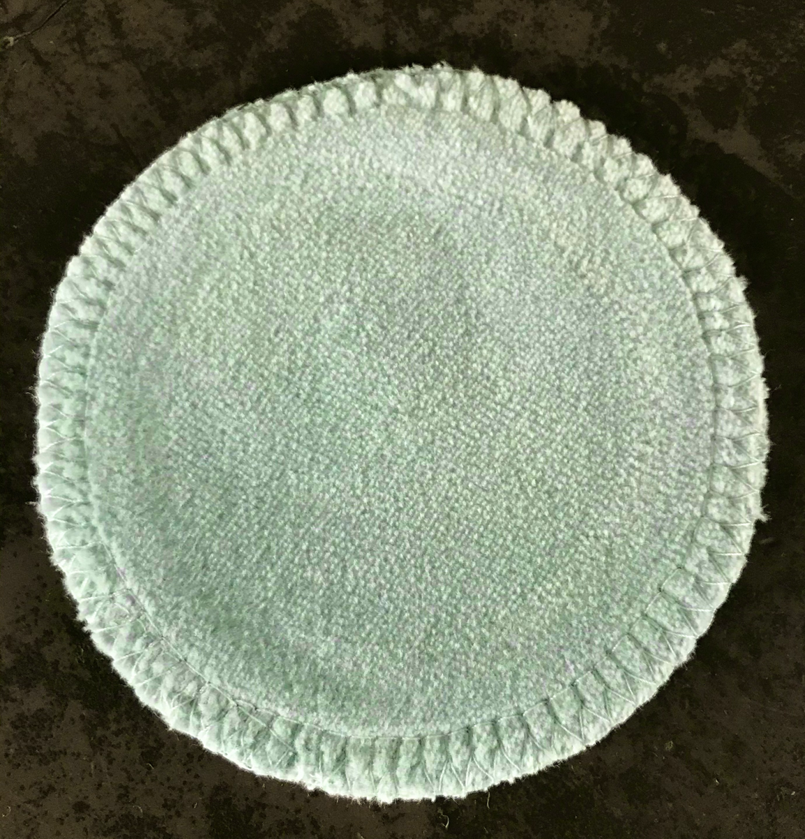 Facial cleaning pad 8 cm - mint-green